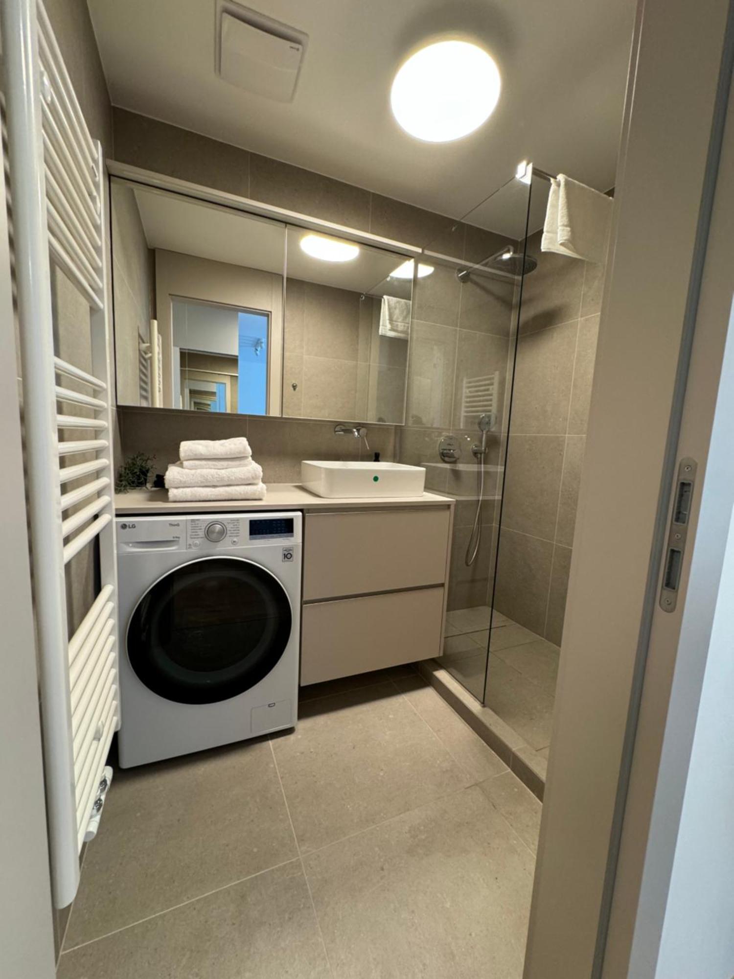 Aurora Apartments 布拉迪斯拉发 外观 照片